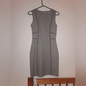 Elegant Gray Sleeveless Dress